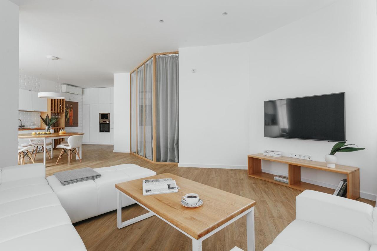 Royal Sky Apartments Odessa Exterior foto