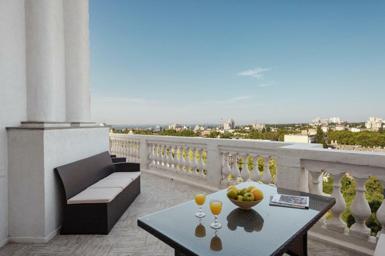 Royal Sky Apartments Odessa Exterior foto